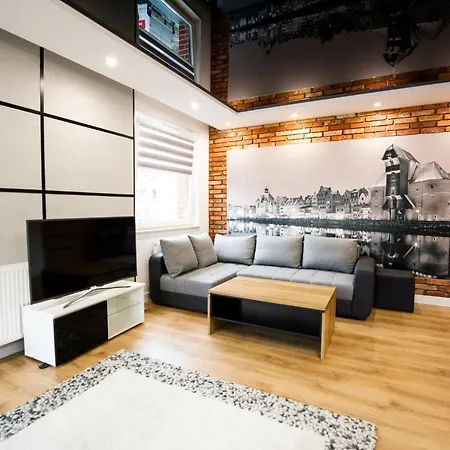 Showtime Apartment *